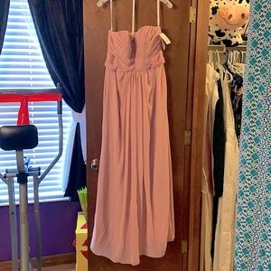 Chiffon Strapless Bridesmaid’s Dress